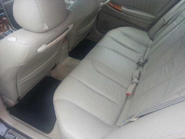 Infiniti I35 2003 photo 2