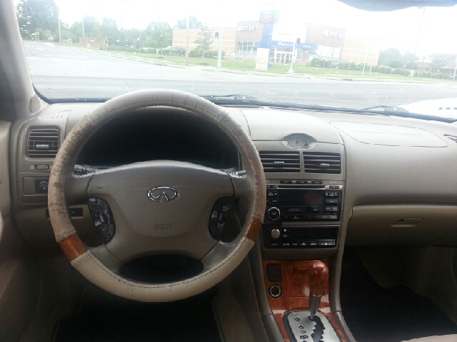 Infiniti I35 2003 photo 3