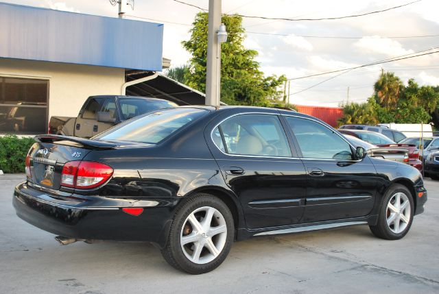 Infiniti I35 2004 photo 3