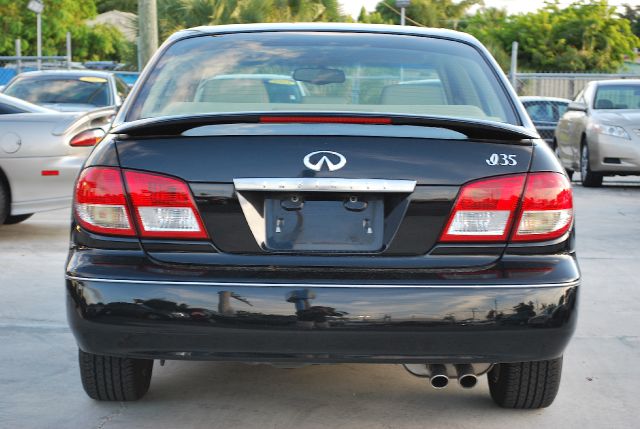 Infiniti I35 2004 photo 4