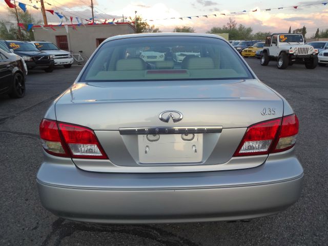 Infiniti I35 2004 photo 1