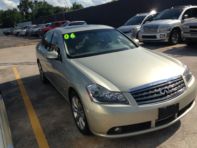 Infiniti M 2006 photo 4