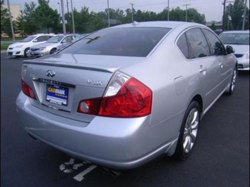 Infiniti M35 2006 photo 2