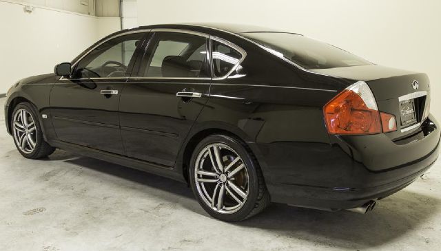 Infiniti M35 2006 photo 3
