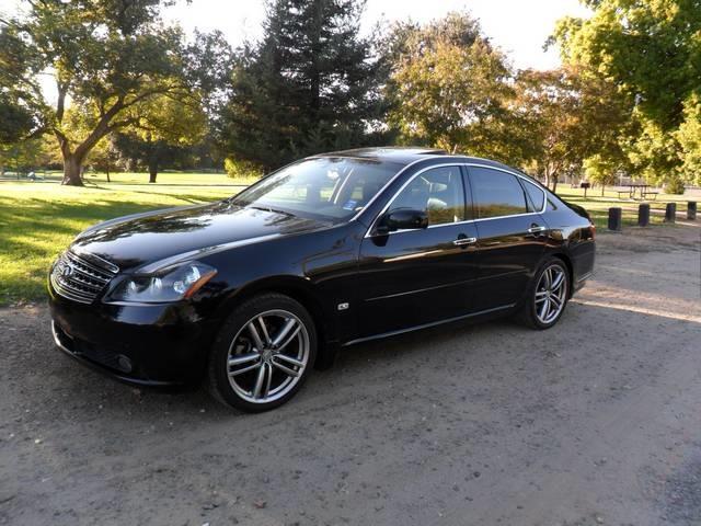 Infiniti M35 2006 photo 2