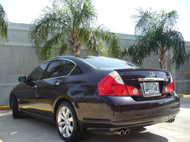 Infiniti M35 2006 photo 1