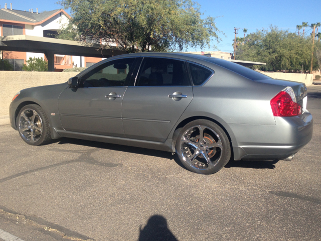Infiniti M35 GSX Sedan