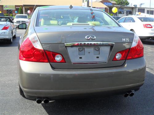 Infiniti M35 2006 photo 4