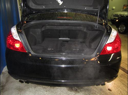 Infiniti M35 EX - DUAL Power Doors Other