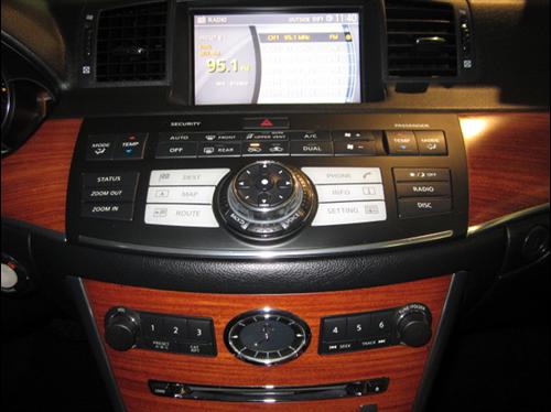 Infiniti M35 2006 photo 2