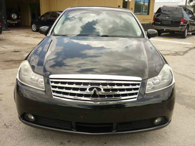 Infiniti M35 2006 photo 4