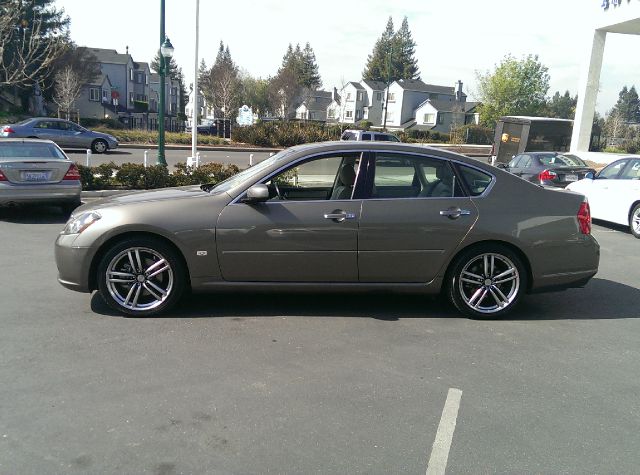 Infiniti M35 2006 photo 1