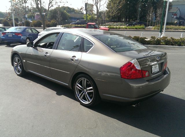 Infiniti M35 2006 photo 3