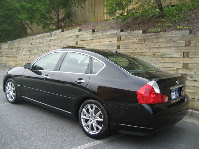 Infiniti M35 2006 photo 2