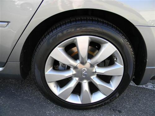 Infiniti M35 ALL Wheel Drive - NEW Tires Other