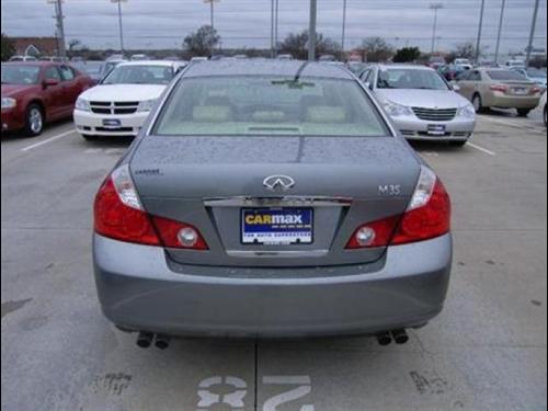 Infiniti M35 2007 photo 4