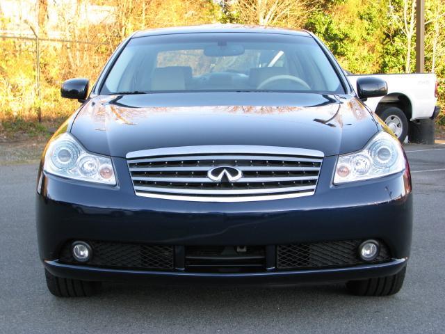 Infiniti M35 Slk55 AMG Sedan
