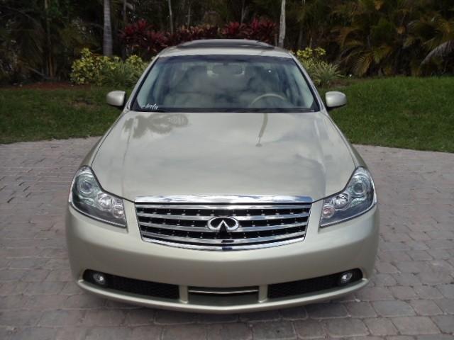 Infiniti M35 2007 photo 1