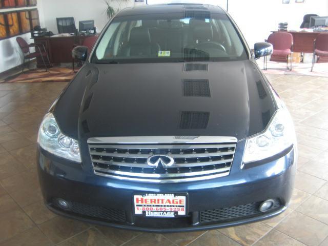 Infiniti M35 2007 photo 3