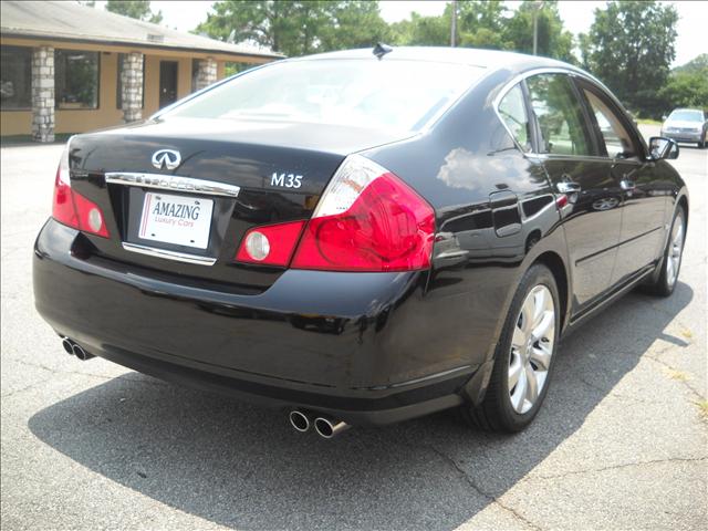 Infiniti M35 2007 photo 1