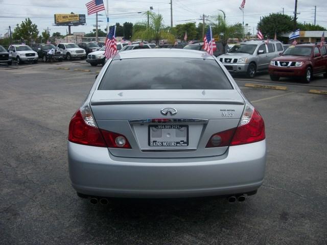 Infiniti M35 2007 photo 2