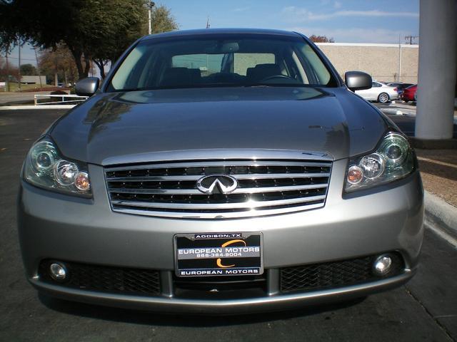 Infiniti M35 2007 photo 2
