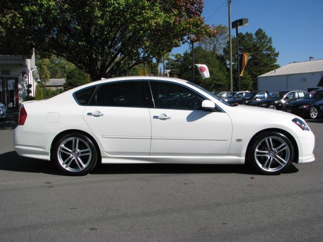 Infiniti M35 2007 photo 3