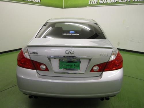 Infiniti M35 2007 photo 2