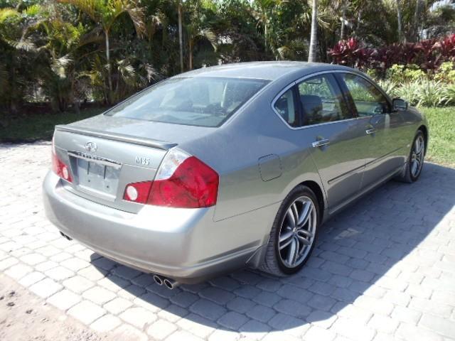 Infiniti M35 2007 photo 2