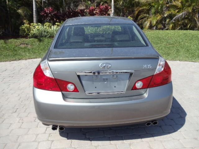 Infiniti M35 2007 photo 3