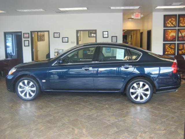 Infiniti M35 2007 photo 2