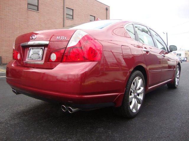 Infiniti M35 2007 photo 2