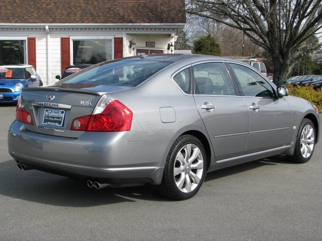 Infiniti M35 2007 photo 3