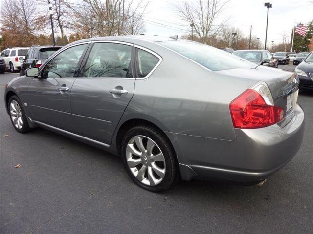 Infiniti M35 2007 photo 2