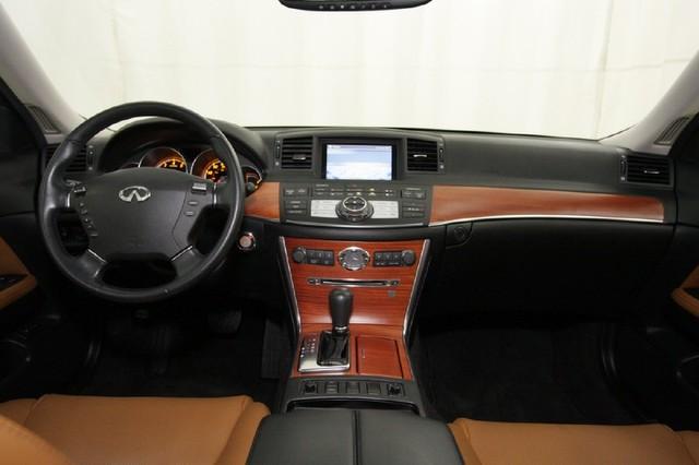 Infiniti M35 2007 photo 2
