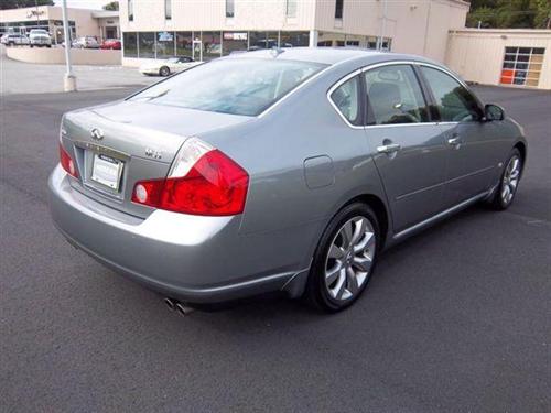 Infiniti M35 2007 photo 4