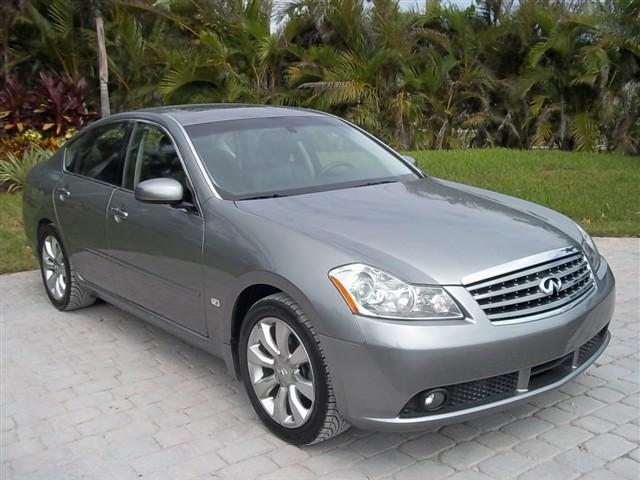 Infiniti M35 2007 photo 2