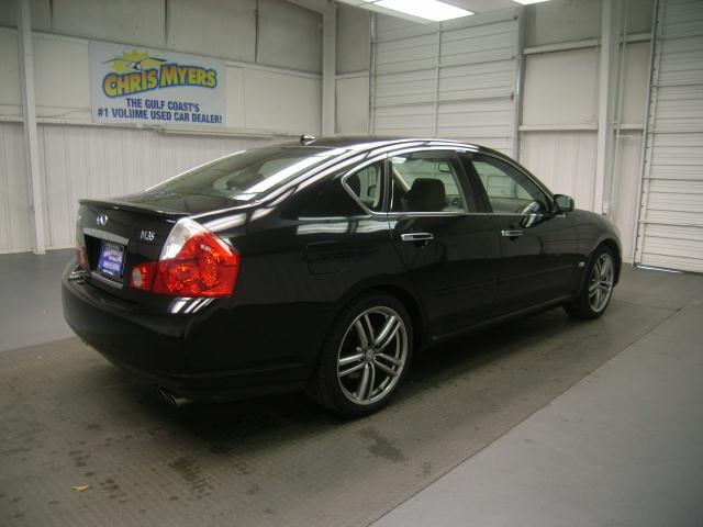 Infiniti M35 2007 photo 2