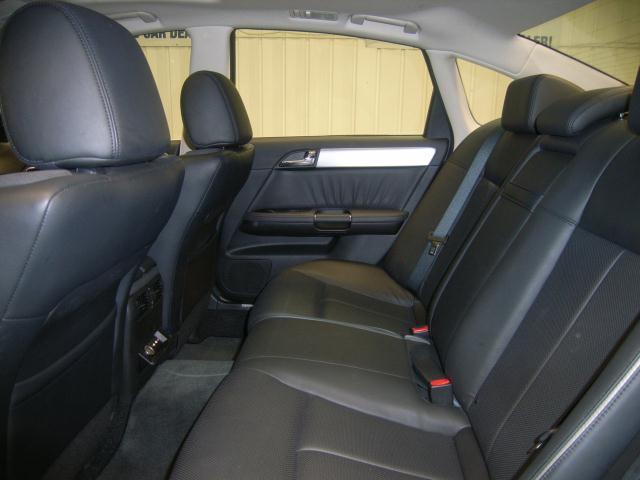 Infiniti M35 2007 photo 4