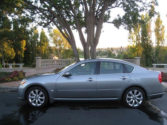 Infiniti M35 2007 photo 1