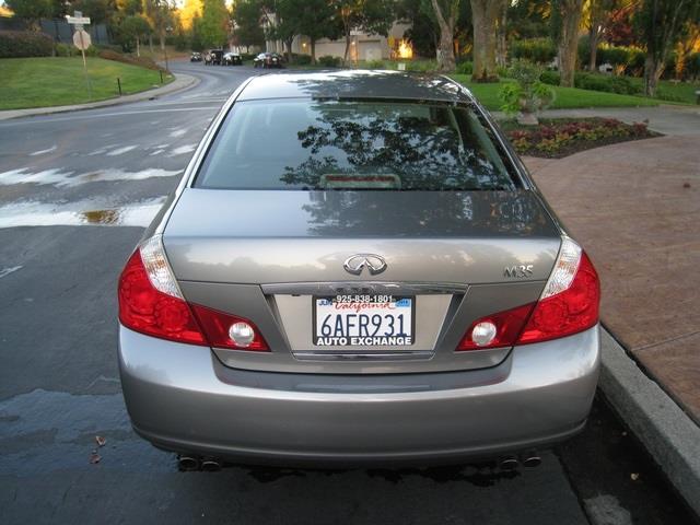 Infiniti M35 2007 photo 3