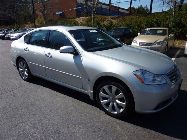Infiniti M35 XLT - Clean Carfax Unspecified