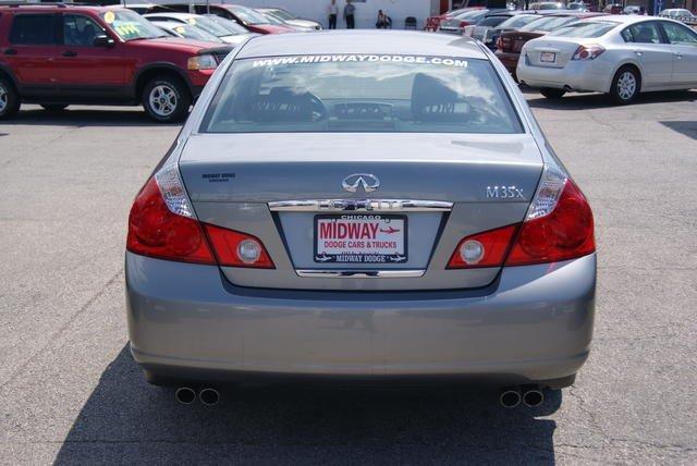 Infiniti M35 2007 photo 1
