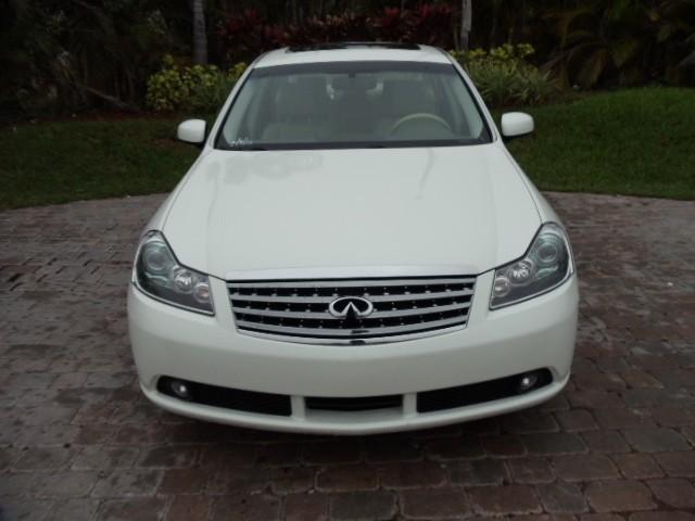 Infiniti M35 2007 photo 1