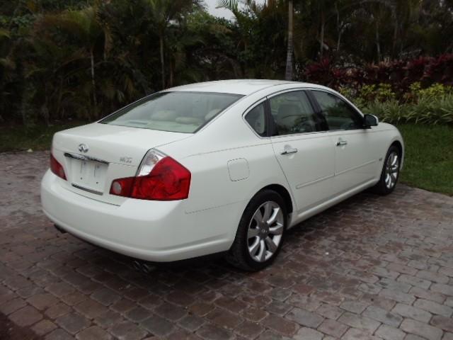 Infiniti M35 2007 photo 3