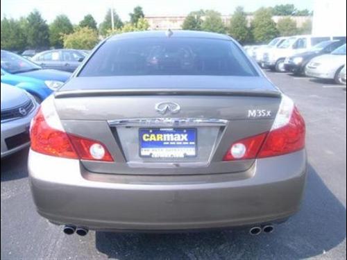 Infiniti M35 2007 photo 3