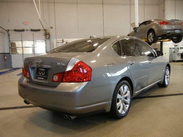 Infiniti M35 2007 photo 2