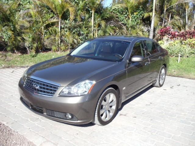 Infiniti M35 Unknown Sedan