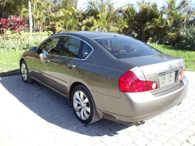 Infiniti M35 2007 photo 4
