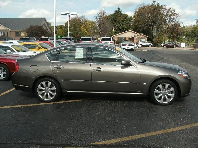 Infiniti M35 Unknown Sedan